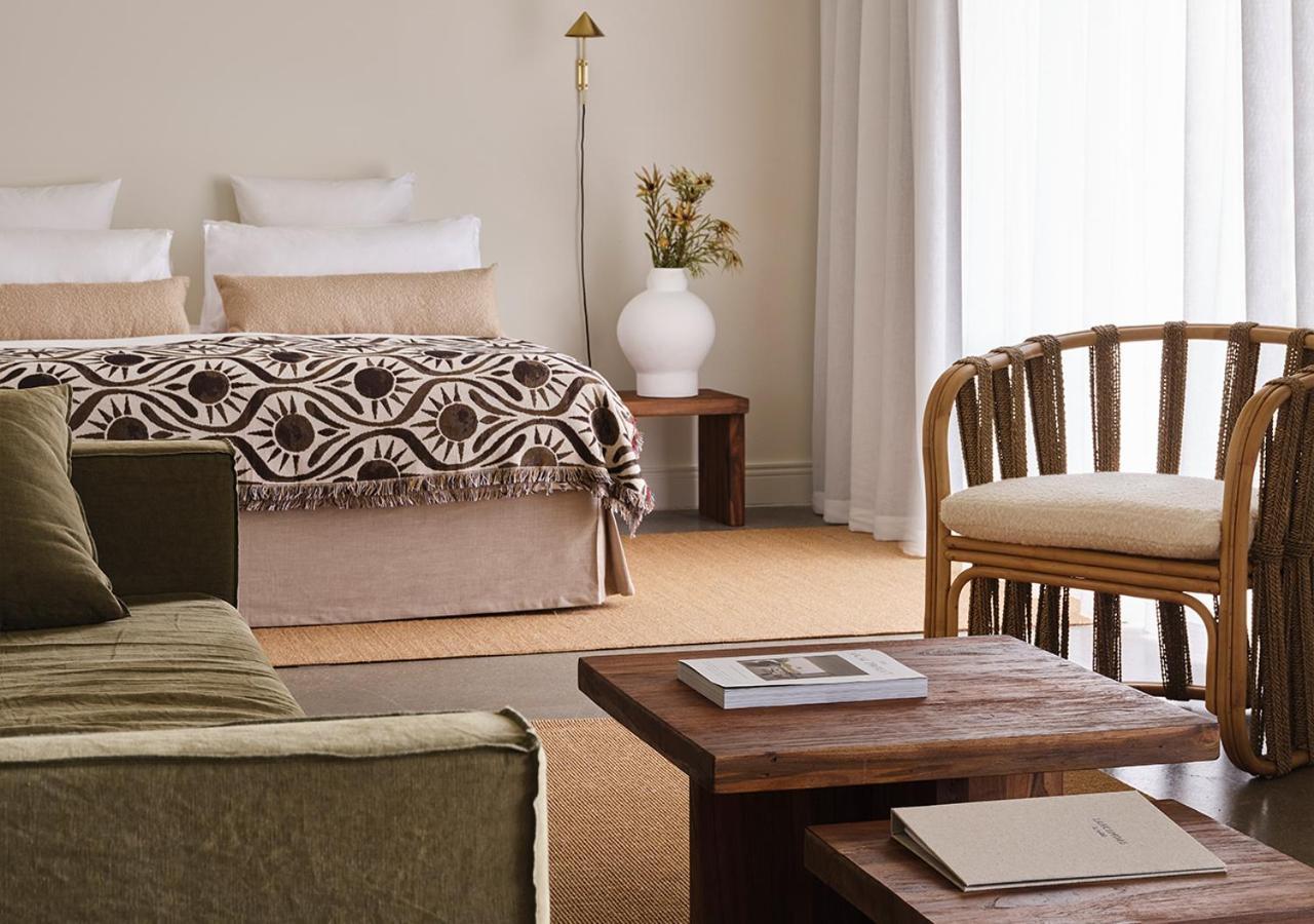 แลนช์มอร์ มิลาวา Hotel Milawa ภายนอก รูปภาพ