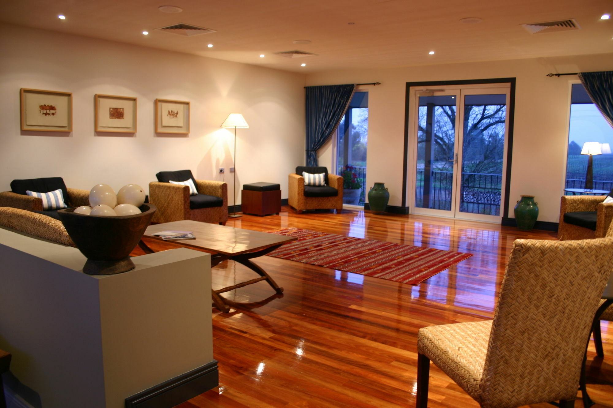 แลนช์มอร์ มิลาวา Hotel Milawa ภายนอก รูปภาพ